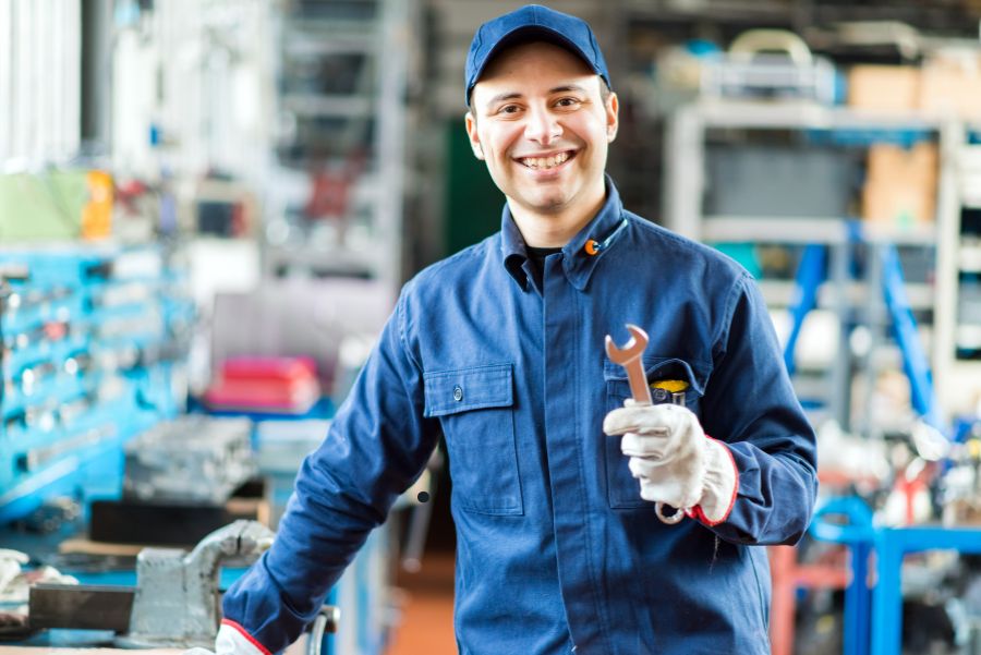 Difference Between MOT And Service?