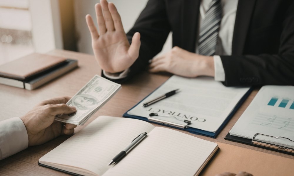 How an outstanding finance flag stopped a buyer from taking on someone else’s loan?